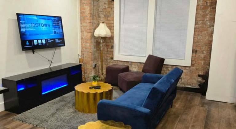 Holiday apartment | Pets are welcome in Detroit, MI