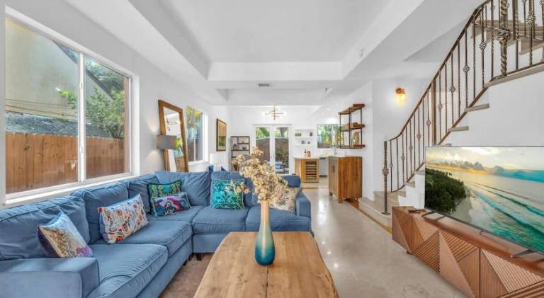 Vacation home | Good for workation in Miami, FL