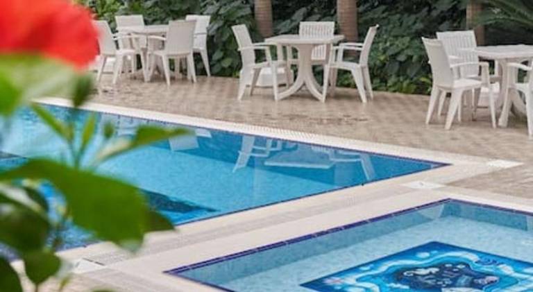 Cleopatra Beach Ultra-Luxury 3-bedroom Penthouse — photo 4