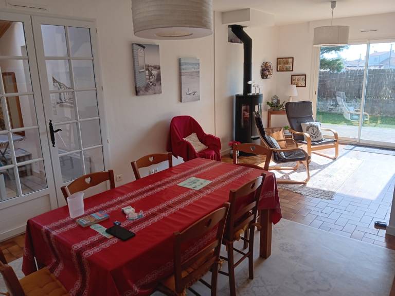 Vacation home with barbecue — photo 5