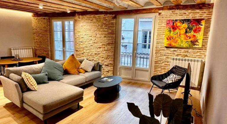 Rental apartment with terrace | Perfect for remote work in Burgos