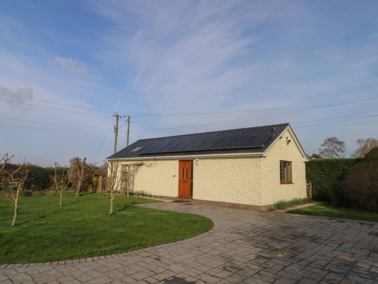 Cottage  Brynteg