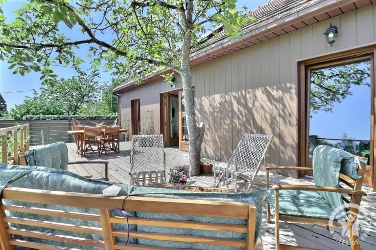 Gite with terrace & yard — photo 3
