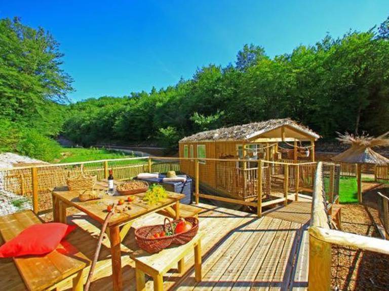 Charming mobile home with pool | Pets allowed — photo 2