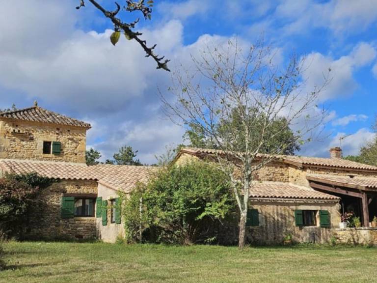 Cottage  Biron