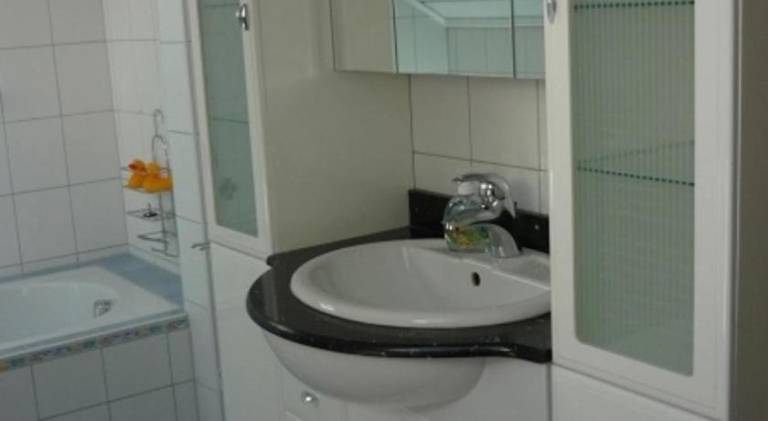 Pleasant apartment with jacuzzi | Pets are welcome — photo 5