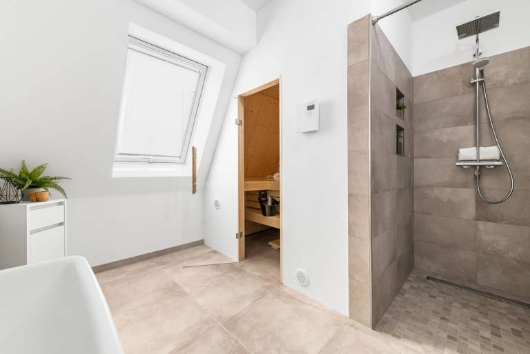 "Experience Comfort and Luxury at Ferienhaus Donnerkeil Fehmarn!" — photo 5