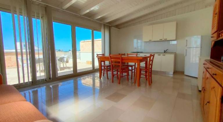 Vacation home with terrace in Ugento