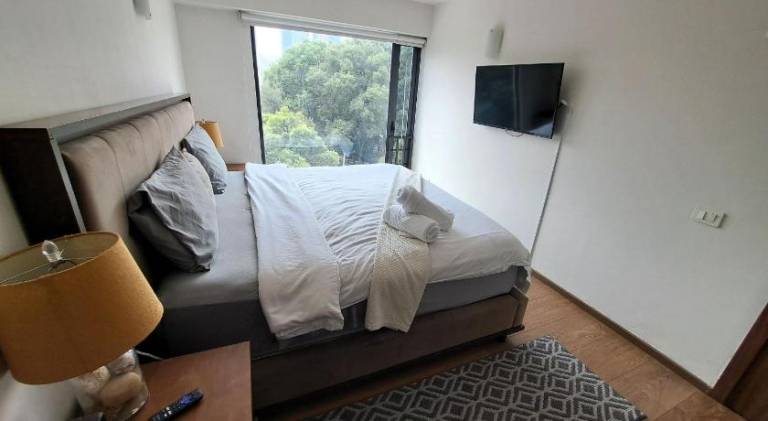 Rental apartment with hot tub & pool — photo 2