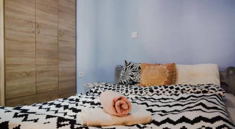 Vacation home with terrace & yard | Suitable for remote work | Pets allowed in Lesvos