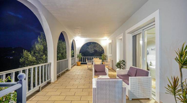 Fully equipped pleasant villa with yard, barbeque & private pool | Perfect for remote work | Dogs allowed — photo 3