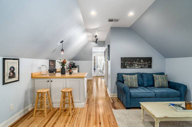 Apartment  Woodland Hills