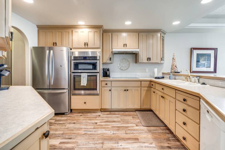 Oceanside Beach Home w/ 180-Degree Views! — photo 2