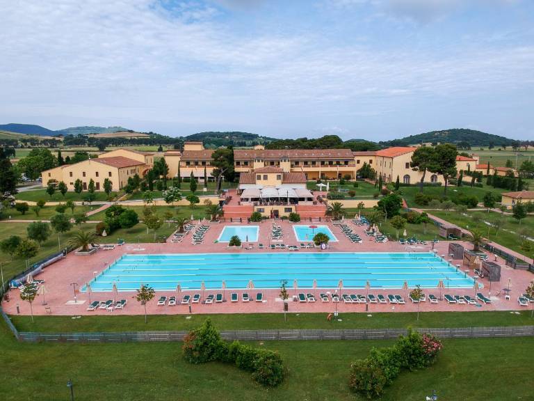 Poggio all'Agnello Country & Beach Residential Resort in Piombino