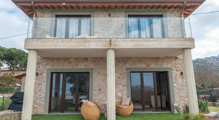 Villa with pool in Magione
