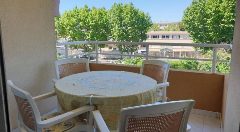 Rental apartment for 4 persons in Fréjus