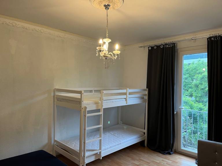 56 m² Gemeinschaftszimmer