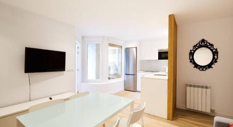 Apartment with 2 rooms for 6 persons — photo 2