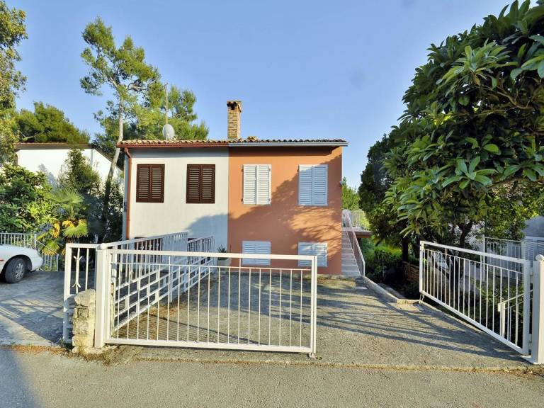 Holiday apartment with garden & fast internet | Sea view — photo 3