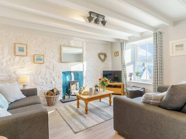 House  Goodwick