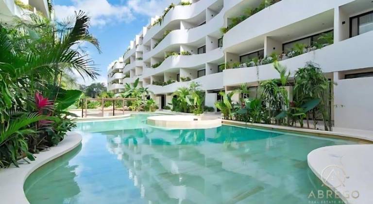 Beautiful serviced apartment with jacuzzi, terrace & yard | Pets allowed in Tulum