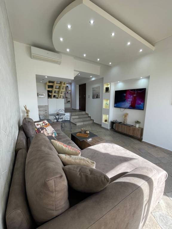Duplex at Solemar resort, totally renovated, pools, tennis, basketball, football in Jounieh
