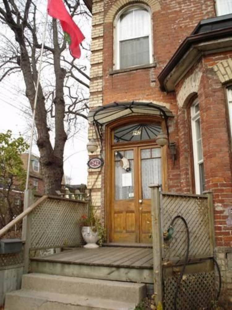 Bed & Breakfast Cabbagetown South