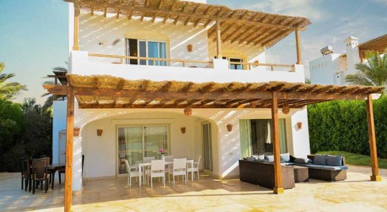 Villa with pool | Next to the beach | Pet-friendly — photo 5