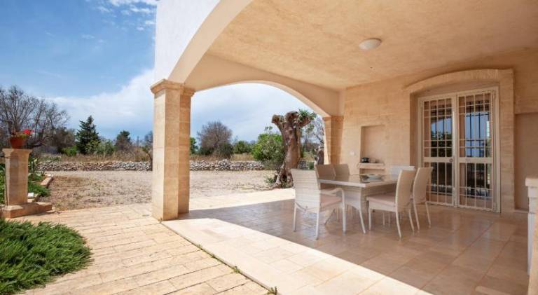 House with 2 rooms for 6 persons in Patu