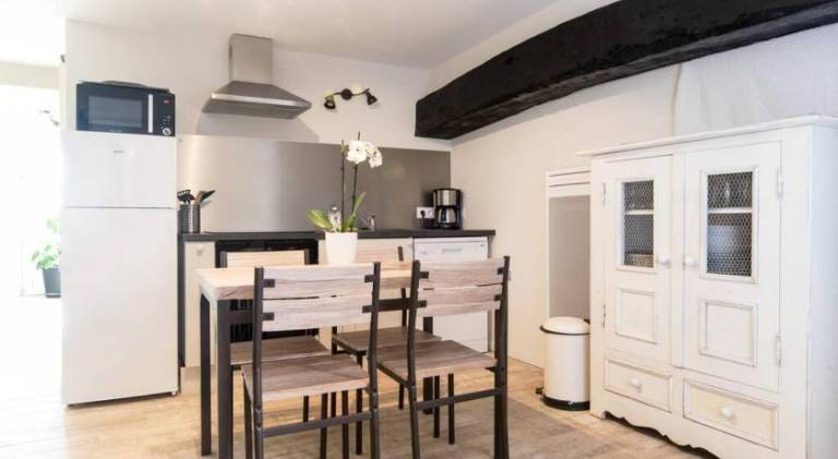 Holiday apartment with 2 rooms for 4 persons — photo 2