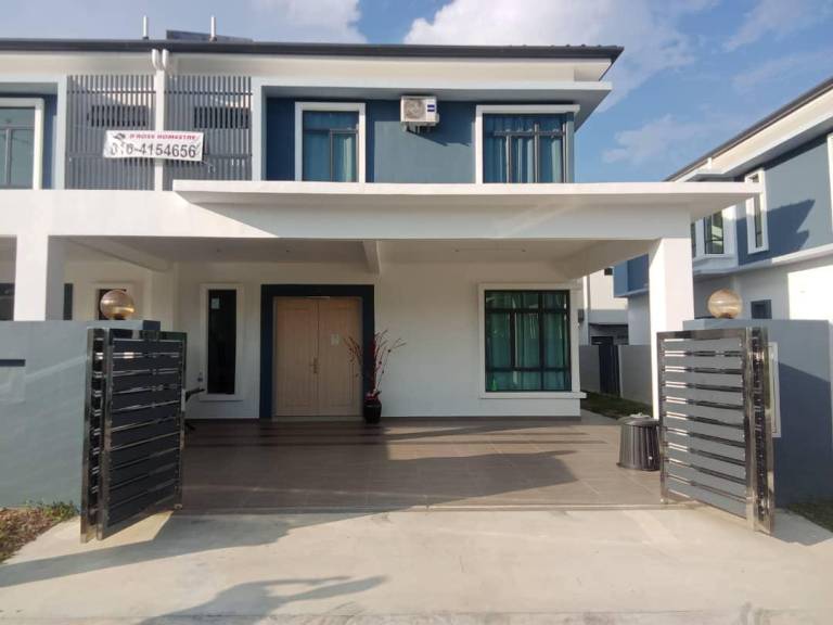 285 m&sup2; Ferienhaus