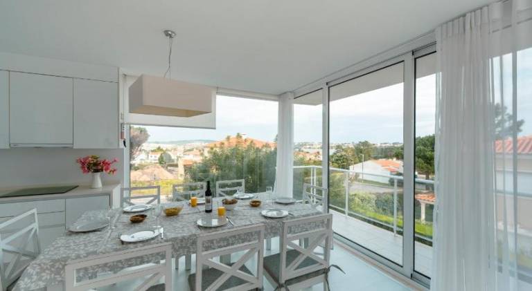 Fully equipped ample villa with patio, yard & grill | Pets are welcome — photo 2