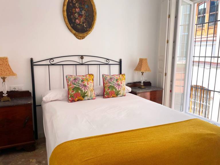 Wonderful rental apartment | Next to Seville Cathedral | Pets allowed in Seville