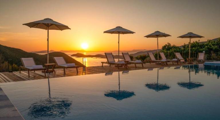 Εξυπηρετούμενο διαμέρισμα Perdika