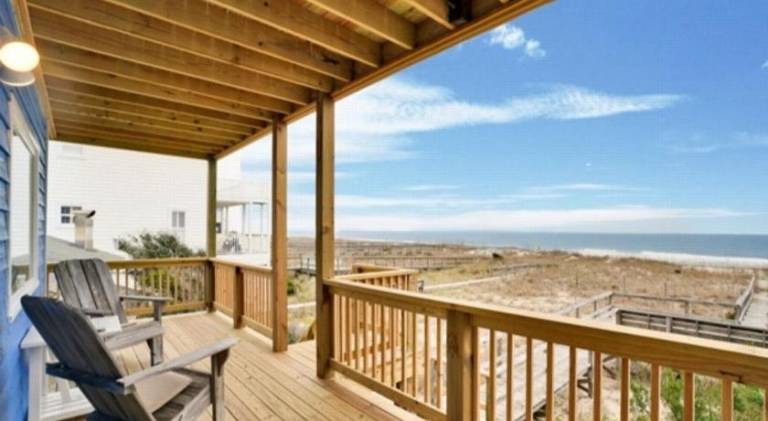 Sea Haven - OCEANFRONT! Amazing master suite with a private oceanfront deck! Recently renovated and — photo 3