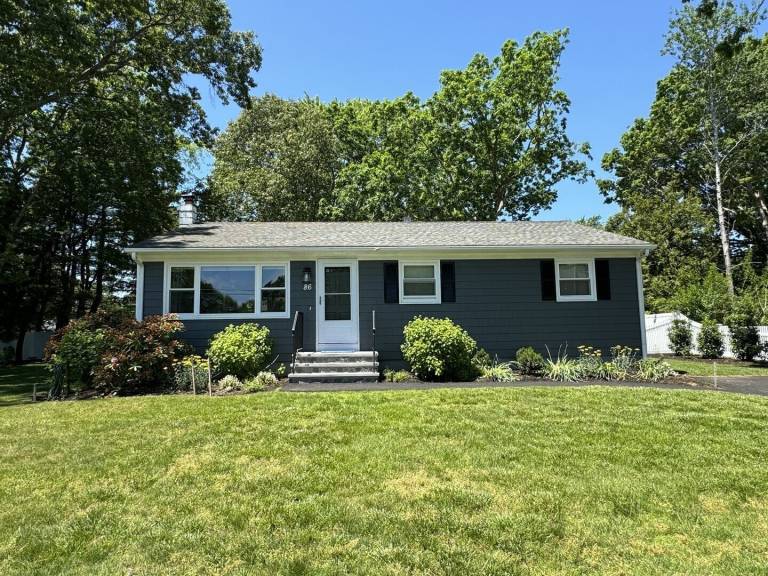 House  Bonnet Shores