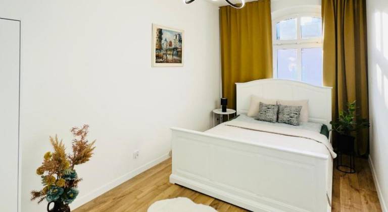 Holiday apartment with 2 rooms for 6 persons in Poznan