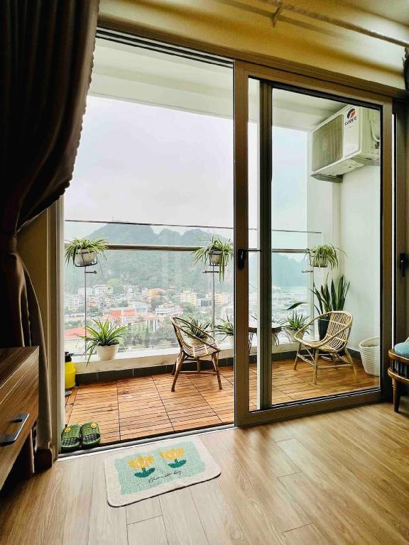 Rental apartment with BBQ, hot tub & pool | Water view | Good for workation — photo 5