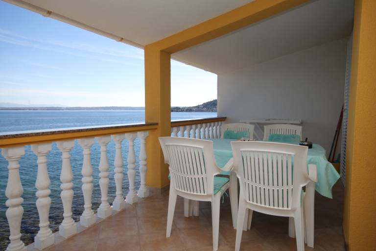 Apartman Otok Ošljak