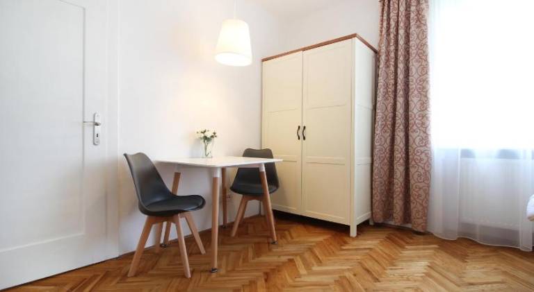 Rental apartment with garden & terrace — photo 5