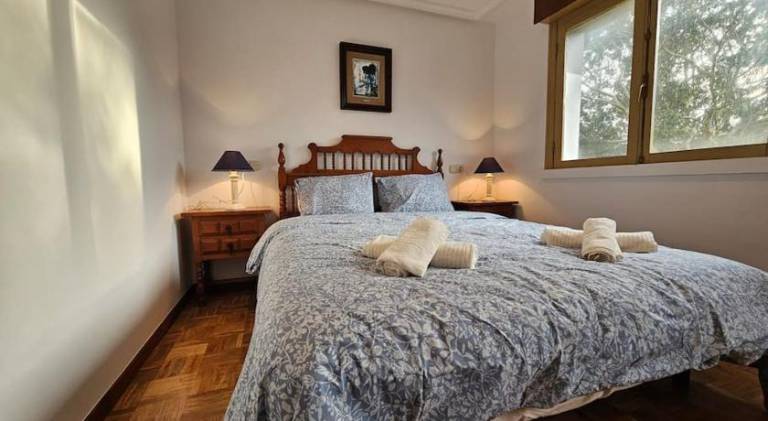 Vacation home with 3 rooms for 6 persons in Cudillero