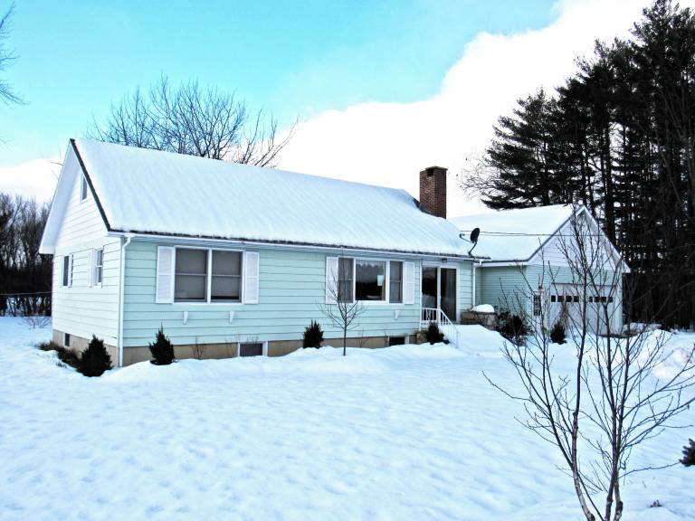House  West Bethel
