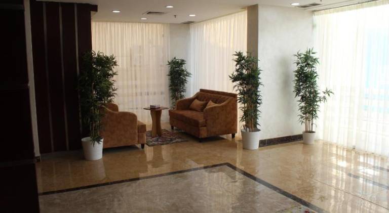 75 m&sup2; Apartment mit Hotelservice