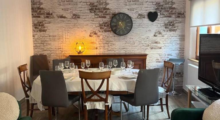 Vacation home with 3 rooms for 10 persons in Obernai
