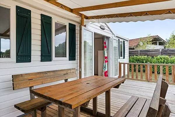 Mobile home with jacuzzi, heated pool & BBQ | Pets are welcome — photo 3
