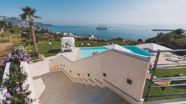 Fully equipped villa with patio, garden & grill | Beach nearby | Suitable for remote work | Pets are welcome — photo 4