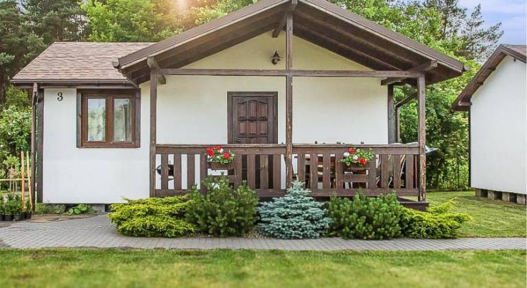 Vacation home with pool in Darlowo