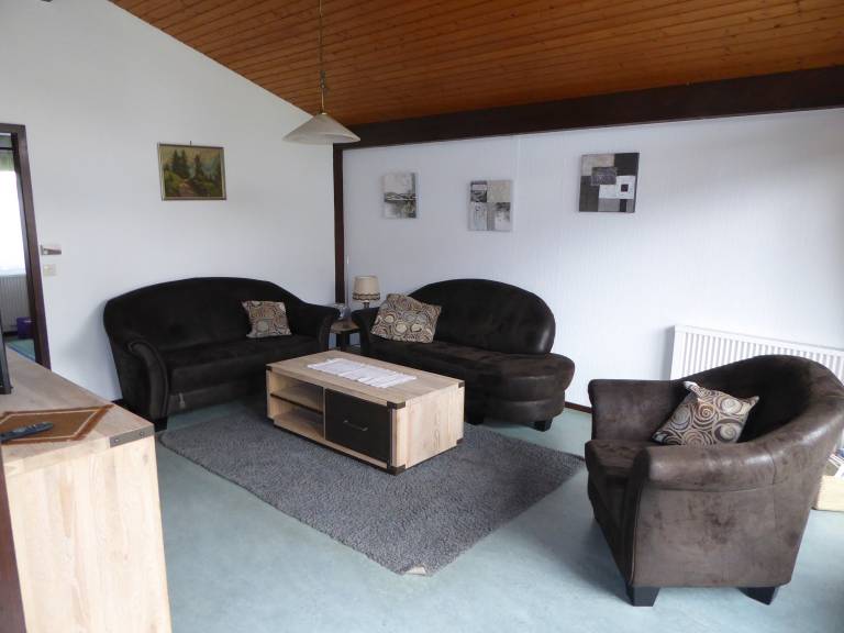 House with yard & patio | Garden view in Tuebingen