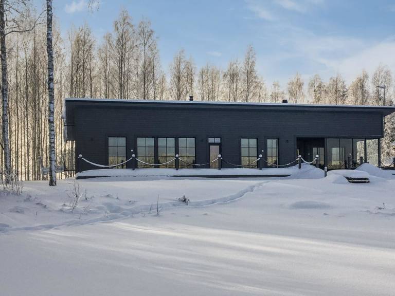 Vacation home with sauna & terrace | Nature view — photo 2