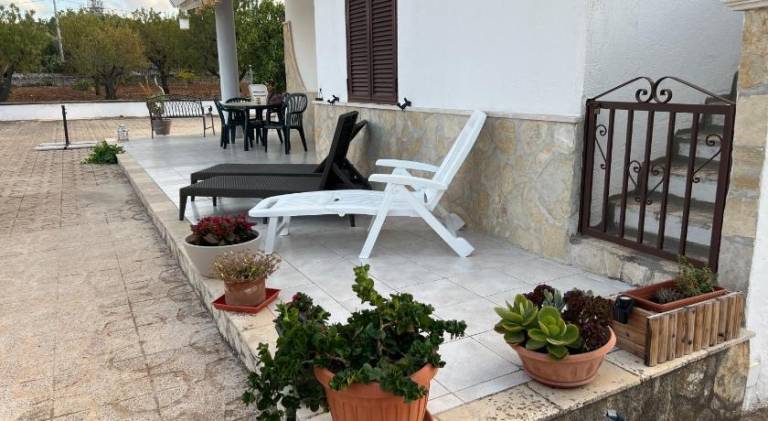 Vacation home with 3 rooms for 6 persons in Ostuni